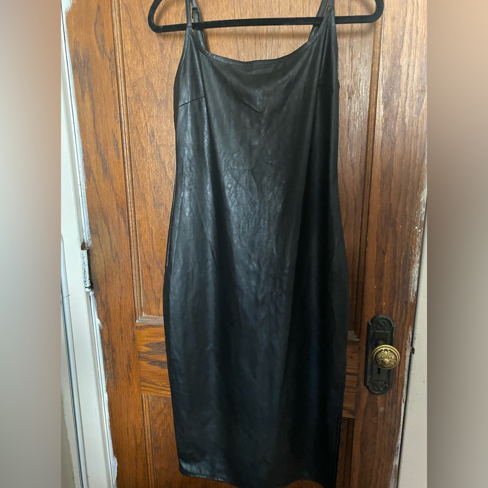 Black leather dress size M